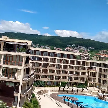 Apartahotel Sorrento Sole Mare 3*