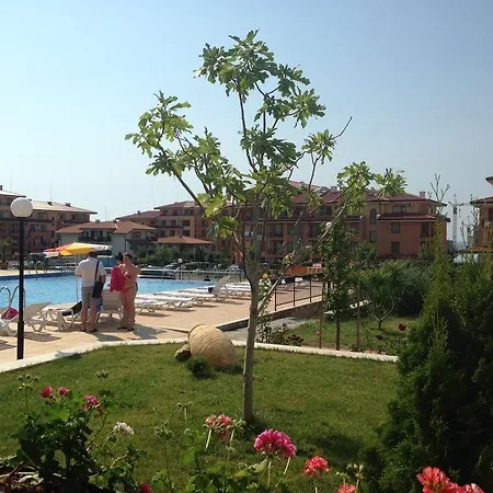 Апартхотел Sorrento Sole Mare 3*