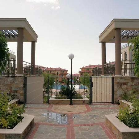 Apartahotel Sorrento Sole Mare Sveti Vlas